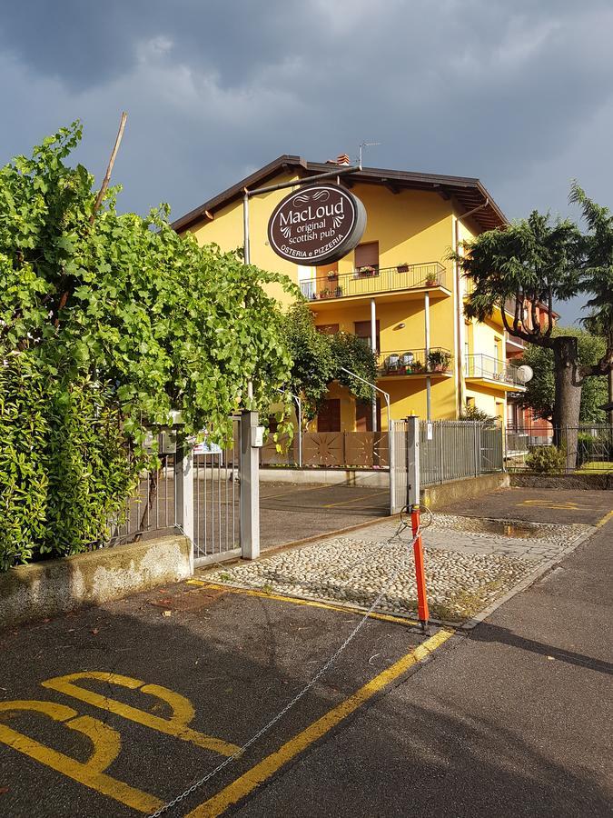 Macloud Pub B&B Sarnico Exteriér fotografie